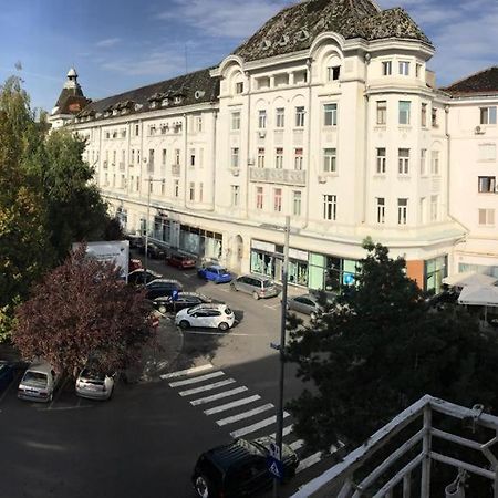 Old Town English Park Residence Κραϊόβα Εξωτερικό φωτογραφία