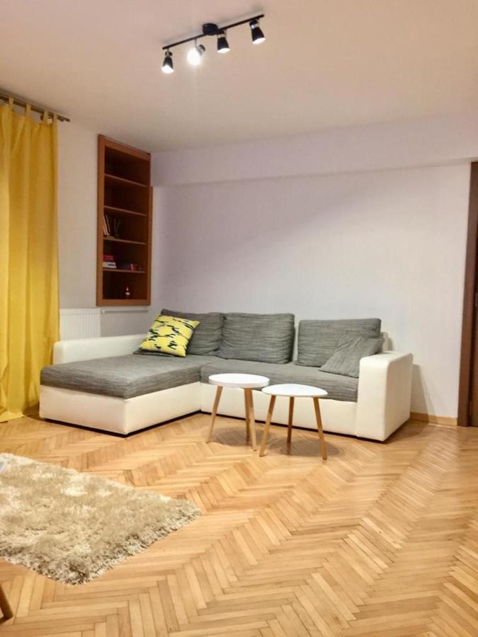 Old Town English Park Residence Κραϊόβα Εξωτερικό φωτογραφία
